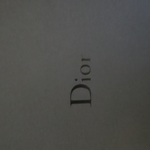 New never used authentic Dior glasses case holder, box, Authenticity card, wipe - Picture 7 of 8